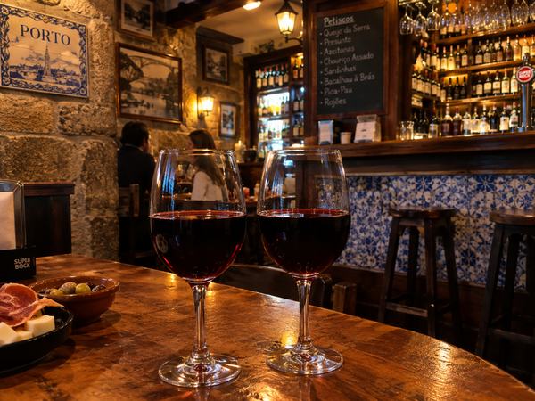 Porto Evening: Fado, Food & Wine with a Local